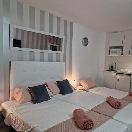 Apartament Close To The