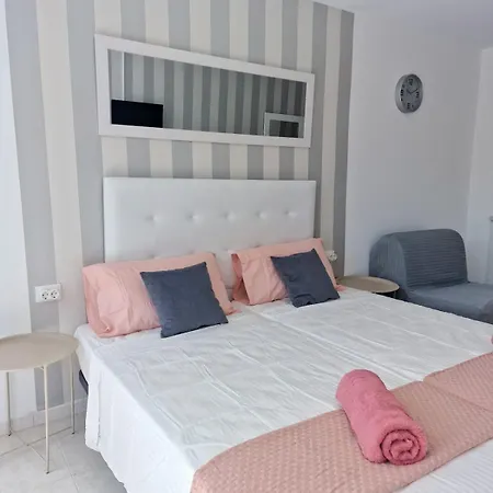 Close To The Apartament Playa de las Americas (Tenerife)